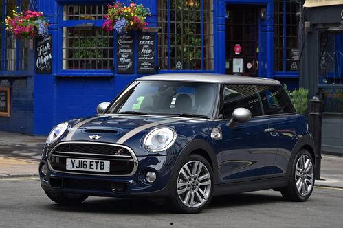 718车友会网红吃瓜,揭秘网红吃瓜背后的故事